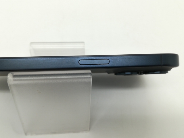 【中古】Apple 国内版 【SIMフリー】 iPhone 15 Pro 128GB ブルーチタニウム MTUA3J/A【静岡】保証期間１ヶ月【ランクB】_3