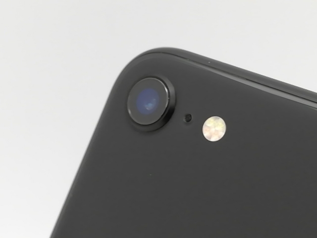 【中古】Apple au 【SIMロック解除済み】 iPhone SE（第2世代） 64GB ブラック MHGP3J/A（後期型番）【府中ル・シーニュ】保証期間１ヶ月【ランクB】_6