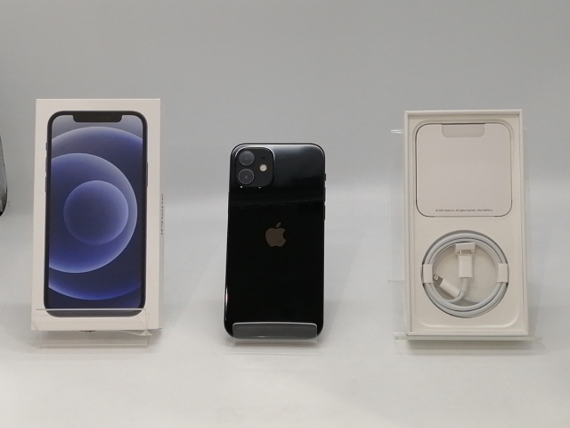 【中古】Apple SoftBank 【SIM鍵を掛ける取り消す済み】 iPhone 12 64GB 黒いこと MGHN3J/A【浜松駅前】言いはなつ継続期間１ヶ月【位置づけるC】