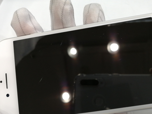 【中古】Apple au 【SIMロック解除済み】 iPhone 7 32GB シルバー MNCF2J/A【浜松駅前】保証期間１ヶ月【ランクB】_9