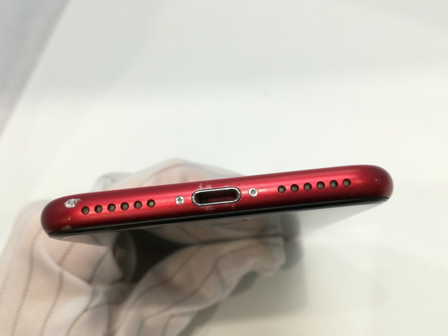 【中古】Apple docomo 【SIMロック解除済み】 iPhone SE（第2世代） 64GB (PRODUCT)RED MX9U2J/A【浜松駅前】保証期間１ヶ月【ランクB】