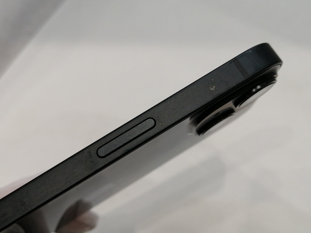 【中古】Apple 国内版 【SIMフリー】 iPhone 14 256GB ミッドナイト MPVW3J/A【浜松駅前】保証期間１ヶ月【ランクB】