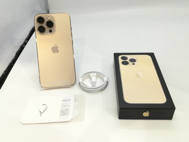 中古】Apple docomo 【SIMフリー】 iPhone 13 Pro 128GB