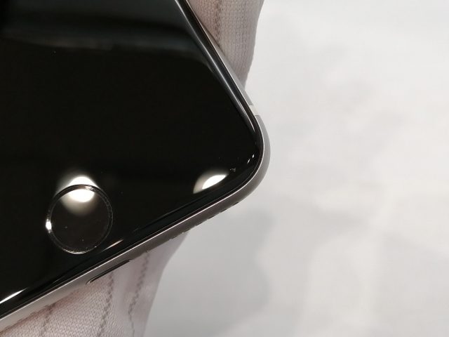 【中古】Apple SoftBank 【SIMロック解除済み】 iPhone SE（第2世代） 64GB ホワイト MX9T2J/A【浜松駅前】保証期間１ヶ月【ランクC】_9