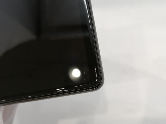 【中古】Google au 【SIM無償性】 Pixel 6a 車輪止め 6GB 128GB GB17L【浜松駅前】言いはなつ継続期間１ヶ月【位置づけるB】
