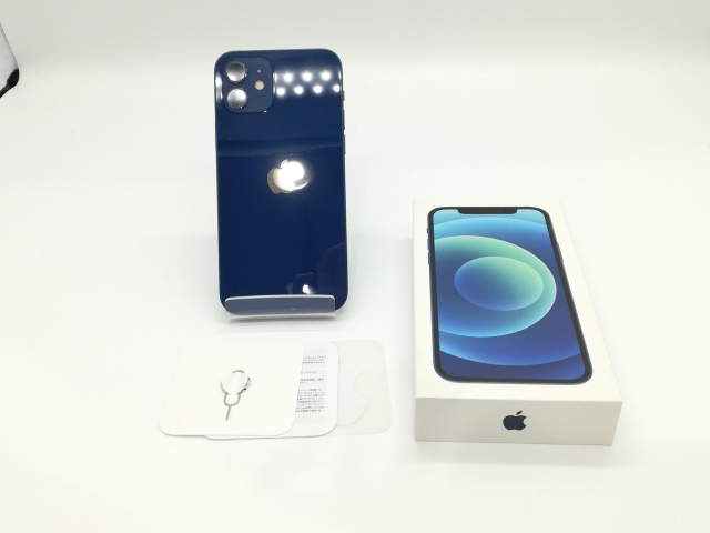 中古】Apple au 【SIMロック解除済み】 iPhone 12 128GB ブルー