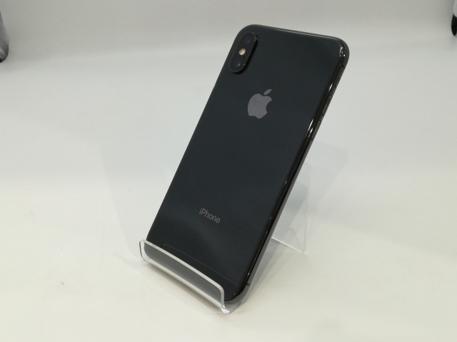 【中古】Apple docomo 【SIMロック解除済み】 iPhone XS 64GB スペースグレイ MTAW2J/A【浜松駅前】保証期間１ヶ月【ランクB】