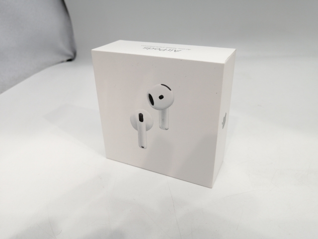 未使用】Apple AirPods 4 アクティブノイズキャンセリング搭載モデル