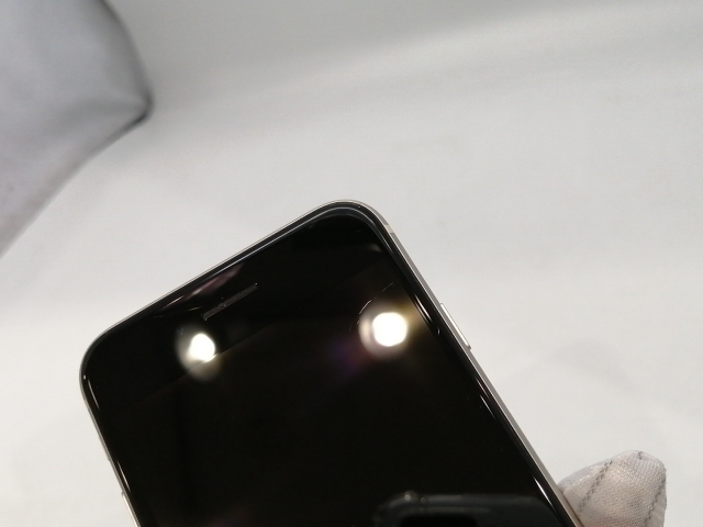 【中古】Apple SoftBank 【SIMフリー】 iPhone SE（第3世代） 128GB スターライト MMYG3J/A【浜松駅前】保証期間１ヶ月【ランクB】_2