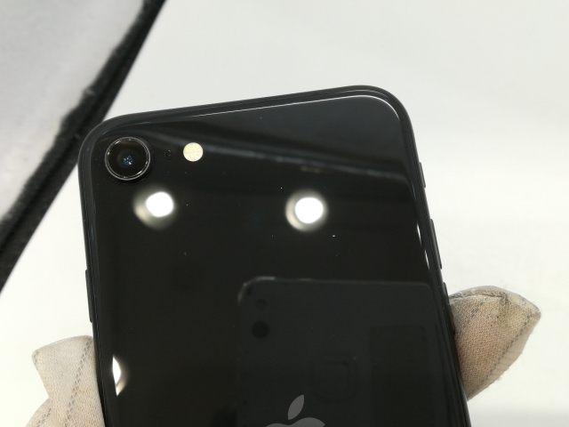 中古】Apple SoftBank 【SIMロック解除済み】 iPhone SE（第2世代