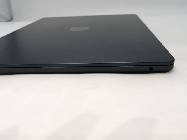 【中古】Apple MacBook Air 15インチ (M4,2025) M4(CPU:10C/GPU:10C) 24GB/512GB ミッドナイト MC6L4J/A【浜松駅前】保証期間１ヶ月【ランクA】_2