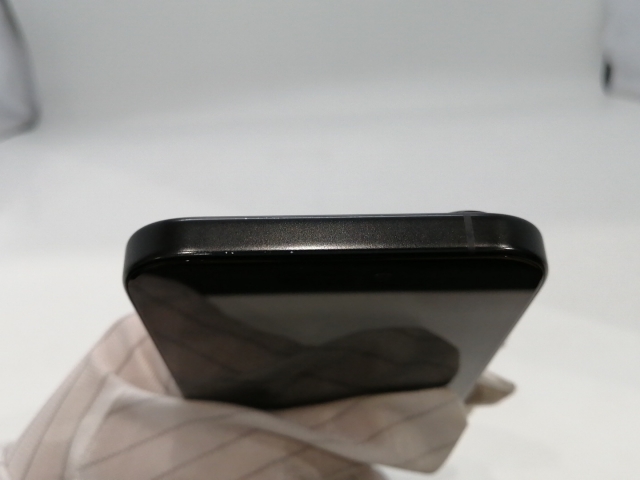 【中古】【赤ロム保証あり】Apple SoftBank 【SIMフリー】 iPhone 16 128GB ブラック MYDQ3J/A【浜松駅前】保証期間１ヶ月【ランクB】_3