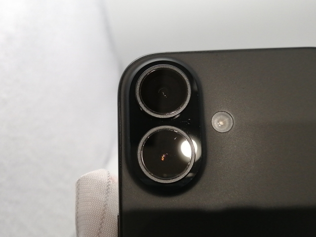 【中古】【赤ロム保証あり】Apple SoftBank 【SIMフリー】 iPhone 16 128GB ブラック MYDQ3J/A【浜松駅前】保証期間１ヶ月【ランクB】_8