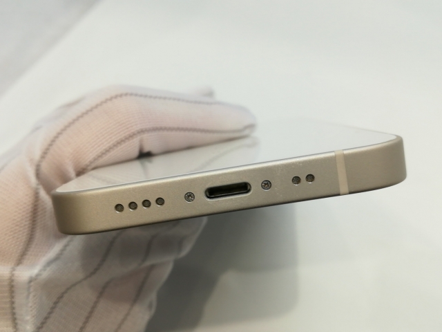 【中古】Apple docomo 【SIMフリー】 iPhone 13 mini 128GB スターライト MLJE3J/A【浜松駅前】保証期間１ヶ月【ランクC】_7