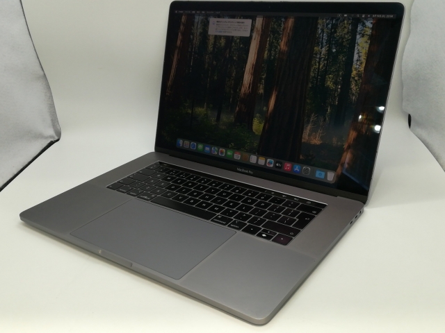 【中古】Apple MacBook Pro 15インチ CTO (Mid 2018) スペースグレイ Core i9(2.9G)/32G/512G(SSD)/Radeon Pro 560X【浜松駅前】保証期間１ヶ月【ランクC】
