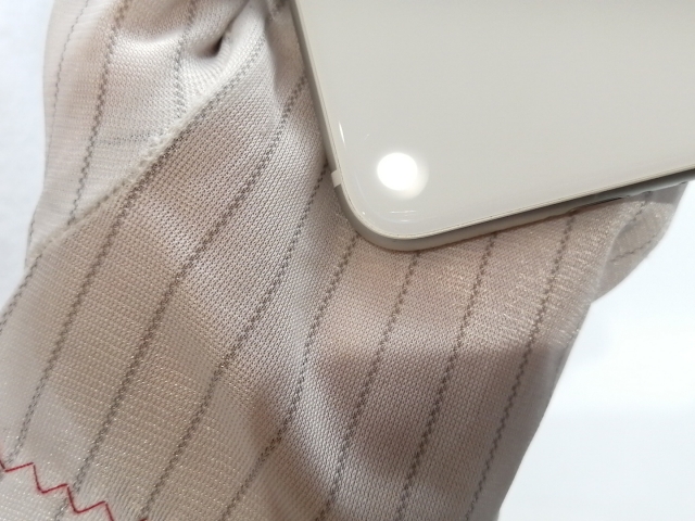【中古】Apple docomo 【SIMロック解除済み】 iPhone SE（第2世代） 64GB ホワイト MHGQ3J/A（後期型番）【浜松駅前】保証期間１ヶ月【ランクC】_8