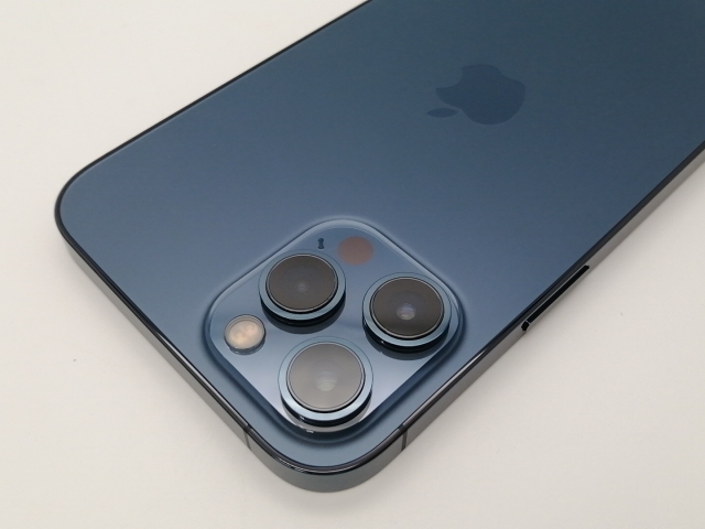 【中古】Apple 国内版 【SIMフリー】 iPhone 12 Pro Max 128GB パシフィックブルー MGCX3J/A【OSU301】保証期間１ヶ月【ランクB】_6