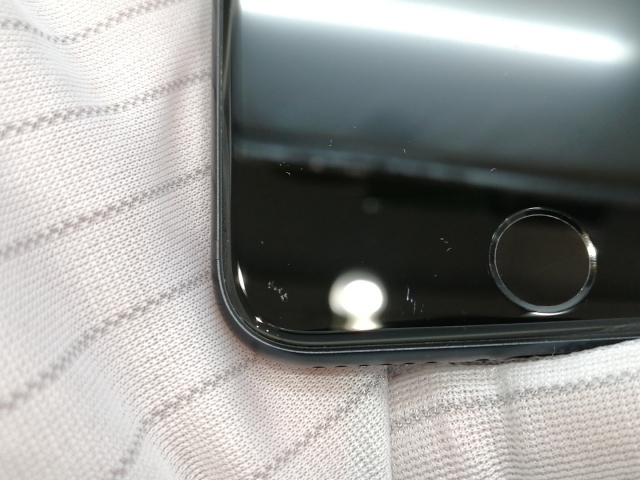 【中古】Apple docomo 【SIMフリー】 iPhone SE（第3世代） 64GB ミッドナイト MMYC3J/A【浜松駅前】保証期間１ヶ月【ランクA】_2