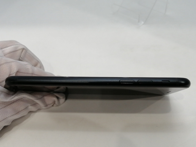 【中古】Apple docomo 【SIMフリー】 iPhone SE（第3世代） 64GB ミッドナイト MMYC3J/A【浜松駅前】保証期間１ヶ月【ランクA】_7