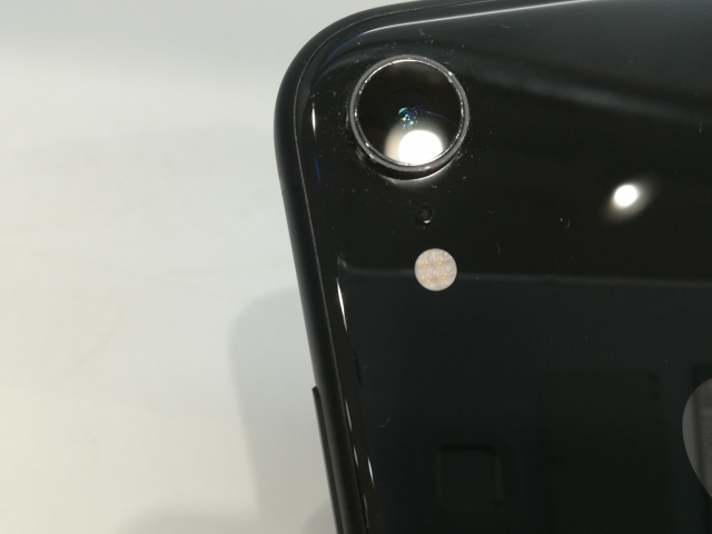 【中古】Apple docomo 【SIMロック解除済み】 iPhone XR 128GB ブラック MT0G2J/A【浜松駅前】保証期間１ヶ月【ランクB】_7