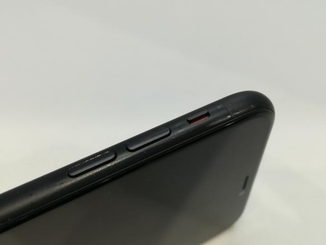 【中古】Apple docomo 【SIMロック解除済み】 iPhone XR 128GB ブラック MT0G2J/A【浜松駅前】保証期間１ヶ月【ランクB】_9