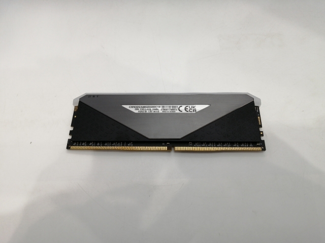 【中古】DDR4 16GB PC4-25600(DDR4-3200)【デスクトップPC用】【浜松駅前】保証期間１週間
