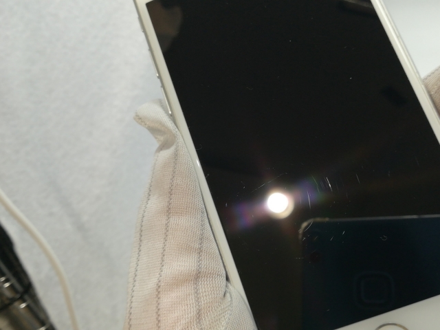 【中古】Apple SoftBank 【SIMロック解除済み】 iPhone 8 64GB シルバー MQ792J/A【浜松駅前】保証期間１ヶ月【ランクC】_2