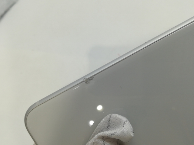 【中古】Apple SoftBank 【SIMロック解除済み】 iPhone 8 64GB シルバー MQ792J/A【浜松駅前】保証期間１ヶ月【ランクC】_4