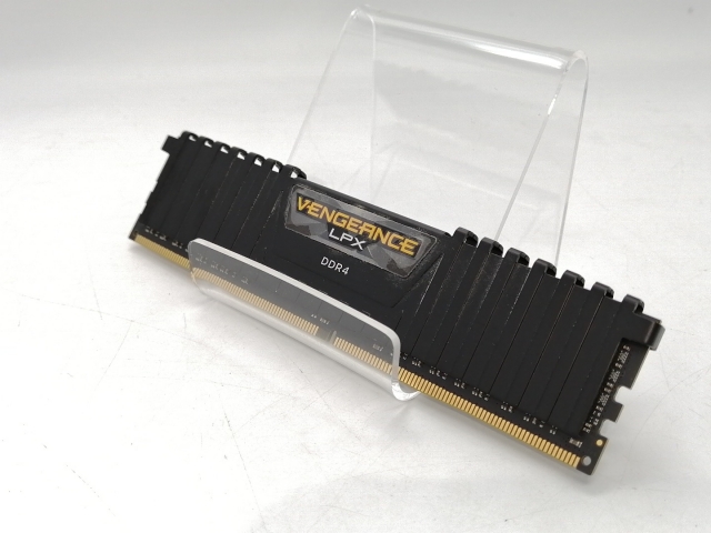 【中古】DDR4 16GB PC4-25600(DDR4-3200)【デスクトップPC用】【浜松駅前】保証期間１週間