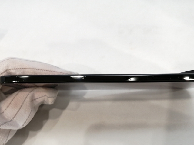 【中古】Apple docomo 【SIMフリー】 iPhone Air 256GB スペースブラック MG274J/A【浜松駅前】保証期間１ヶ月【ランクA】_5