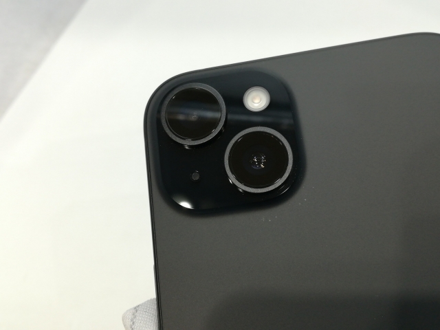 【中古】Apple 国内版 【SIMフリー】 iPhone 15 Plus 128GB ブラック MU083J/A【小倉駅前】保証期間１ヶ月【ランクB】_6