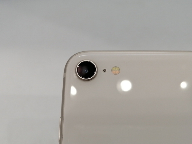 【中古】Apple au 【SIMフリー】 iPhone SE（第3世代） 64GB スターライト MMYD3J/A【浜松駅前】保証期間１ヶ月【ランクA】_6