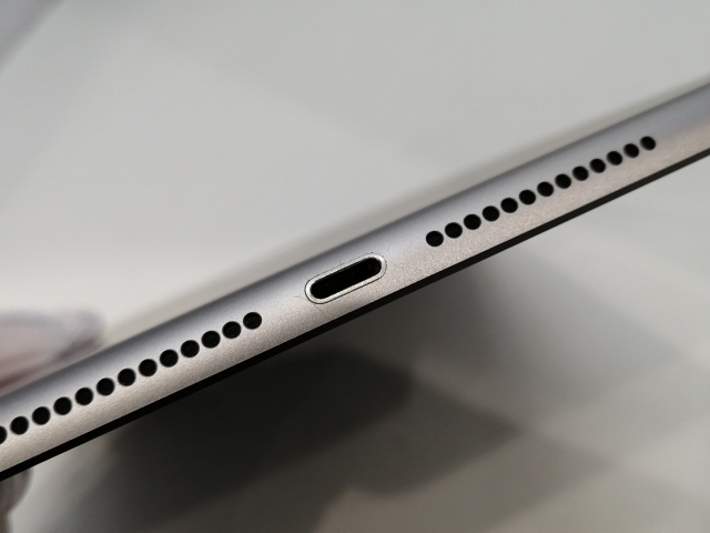 【中古】Apple SoftBank 【SIMロック解除済み】 iPad（第6世代/2018） 128GB スペースグレイ MR722J/A【浜松駅前】保証期間１ヶ月【ランクB】