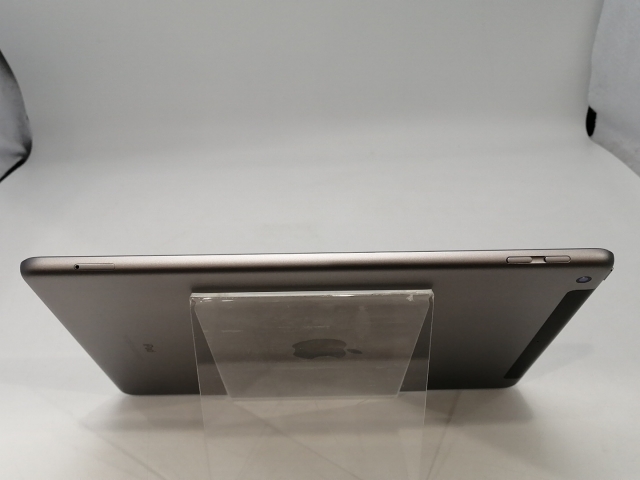 【中古】Apple SoftBank 【SIMロック解除済み】 iPad（第6世代/2018） 128GB スペースグレイ MR722J/A【浜松駅前】保証期間１ヶ月【ランクB】