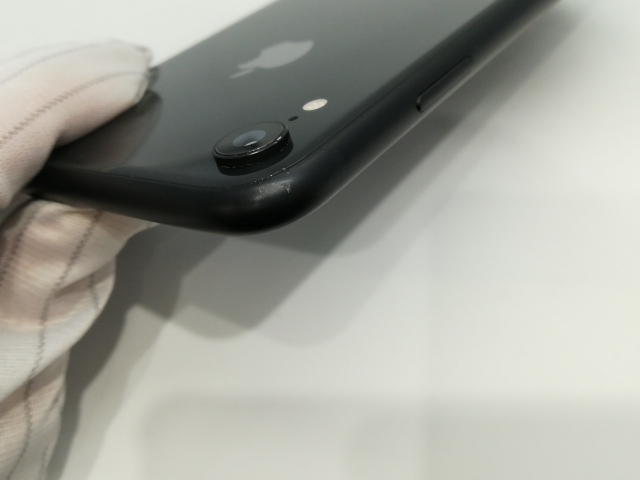 中古】Apple docomo 【SIMロック解除済み】 iPhone XR 128GB