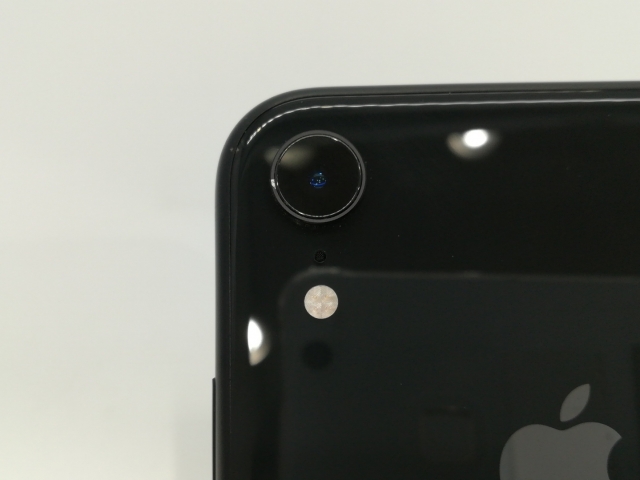 中古】Apple docomo 【SIMロック解除済み】 iPhone XR 128GB