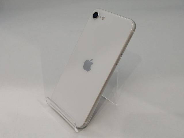 【中古】Apple au 【SIMロック解除済み】 iPhone SE（第2世代） 64GB ホワイト MHGQ3J/A（後期型番）【浜松駅前】保証期間１ヶ月【ランクC】