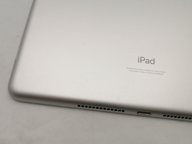 【中古】Apple au 【SIMフリー】 iPad（第9世代/2021） 64GB シルバー MK493J/A【ECセンター】保証期間１ヶ月【ランクB】_3