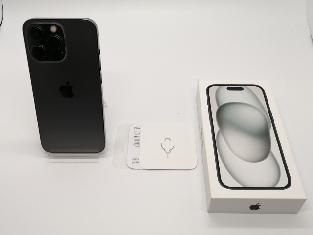 【中古】Apple docomo 【SIMフリー】 iPhone 13 Pro 512GB グラファイト MLUV3J/A【小倉駅前】保証期間１ヶ月【ランクC】