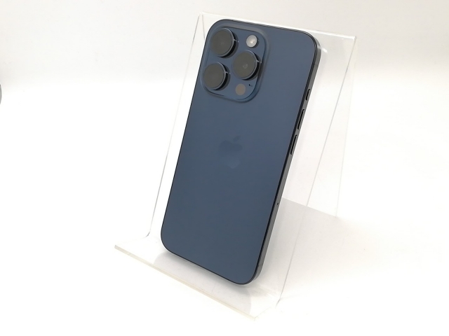 【中古】Apple 国内版 【SIMフリー】 iPhone 15 Pro 1TB ブルーチタニウム MTUU3J/A【秋葉4号】保証期間１ヶ月【ランクC】