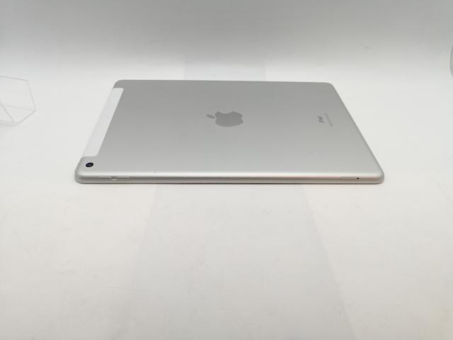 【中古】Apple 国内版 【SIMフリー】 iPad（第8世代/2020） 128GB シルバー MYMM2J/A【津田沼】保証期間１ヶ月【ランクC】_4