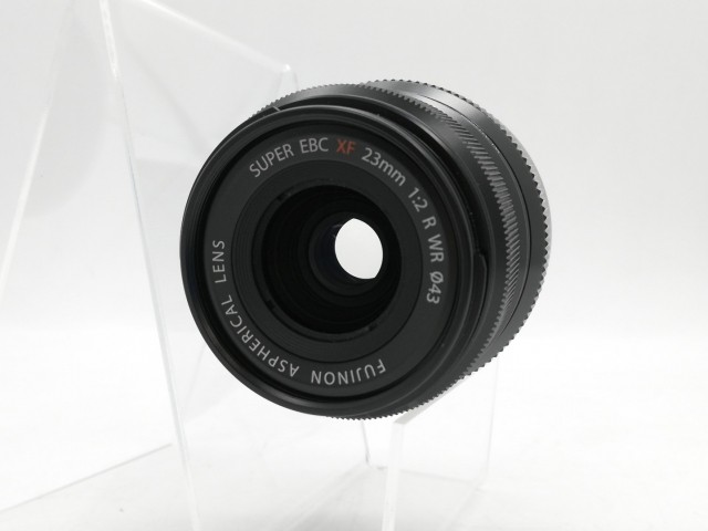 【中古】FujiFilm フジノンレンズ XF 23mm F2 R WR ブラック (Fujifilm Xマウント/APS-C)【DS秋葉】保証期間１ヶ月【ランクA】