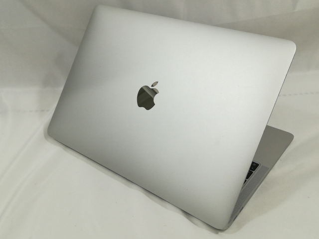 Apple MacBook Air 13インチ(wTID) CTO (Mid 2019) シルバー Core i5(1.6G)/8G/128G(SSD)/UHDG 617保証期間１ヶ月 中古Apple MacBook Air 13インチ(wTID) CTO (Mid 2019) スペース