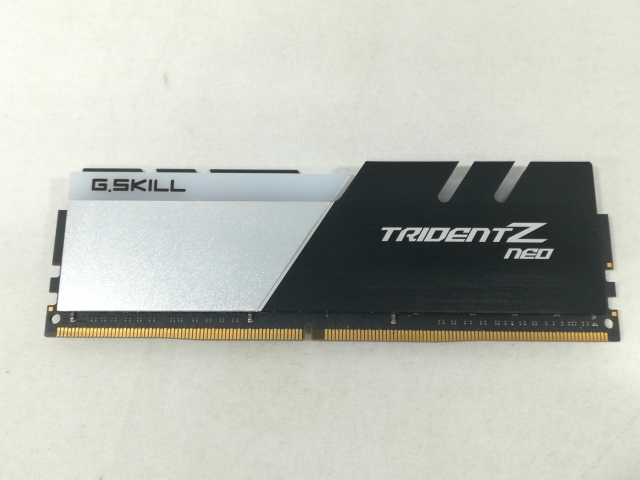 【中古】DDR4 16GB PC4-28800(DDR4-3600)【デスクトップPC用】【大阪本店】保証期間１週間