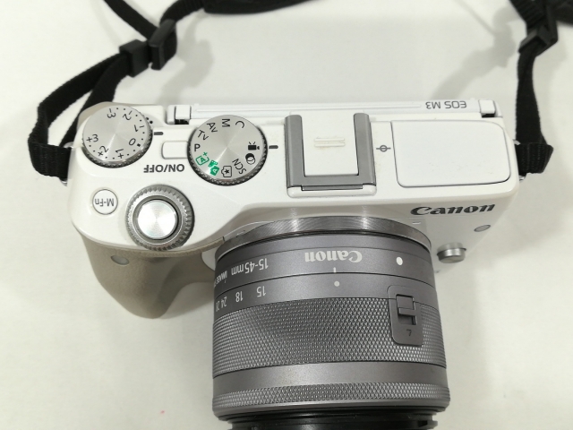 中古】Canon EOS M3 EF-M15-45 IS STM レンズキット ホワイト【大阪