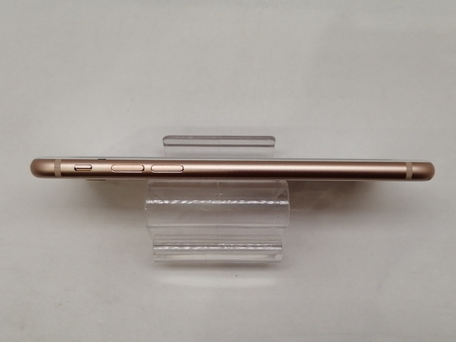 【中古】Apple docomo 【SIMロック解除済み】 iPhone 8 256GB ゴールド MQ862J/A【日本橋3】保証期間１ヶ月【ランクC】