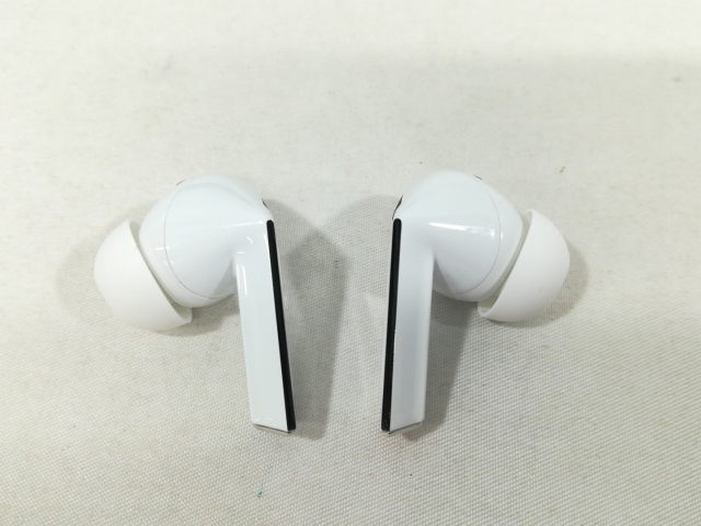 【中古】SAMSUNG Galaxy Buds3 Pro SM-R630NZWAXJP [ホワイト]【大阪本店】保証期間１ヶ月【ランクB】