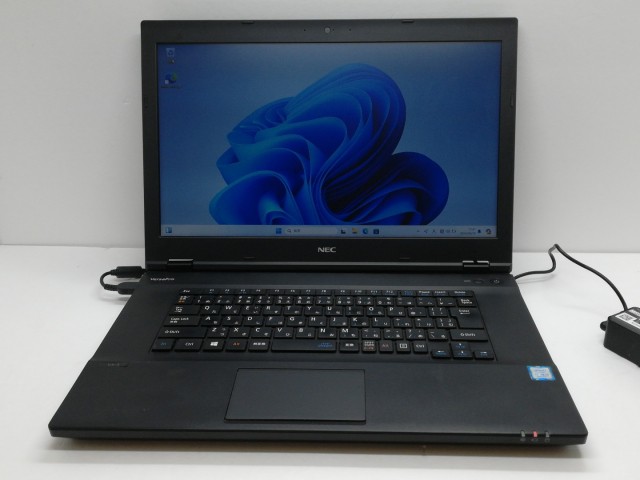 【中古】NEC VersaPro タイプVX VKT16/X-3 PC-VKT16XZG3【i5-8250U 12G 256G(SSD) DVD-ROM WiFi5 15LCD(1366x768) Win11P】【仙台イービ