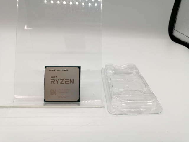 中古】AMD Ryzen 7 5700X (3.4GHz/TC:4.6GHz) bulk AM4/8C/16T