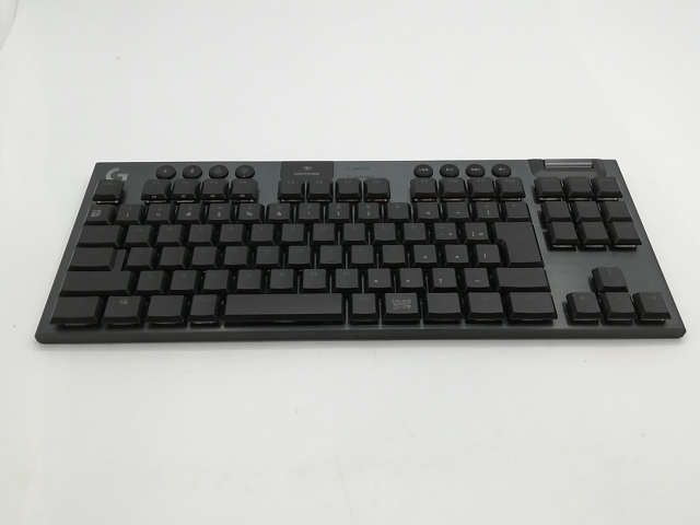 logicool g913 tkl tactile ほぼ新品】G913 TKL リニア赤軸 Logicool
